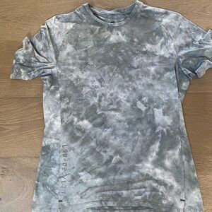 lululemon athletica Gray Tie-Dye Men's Shirt